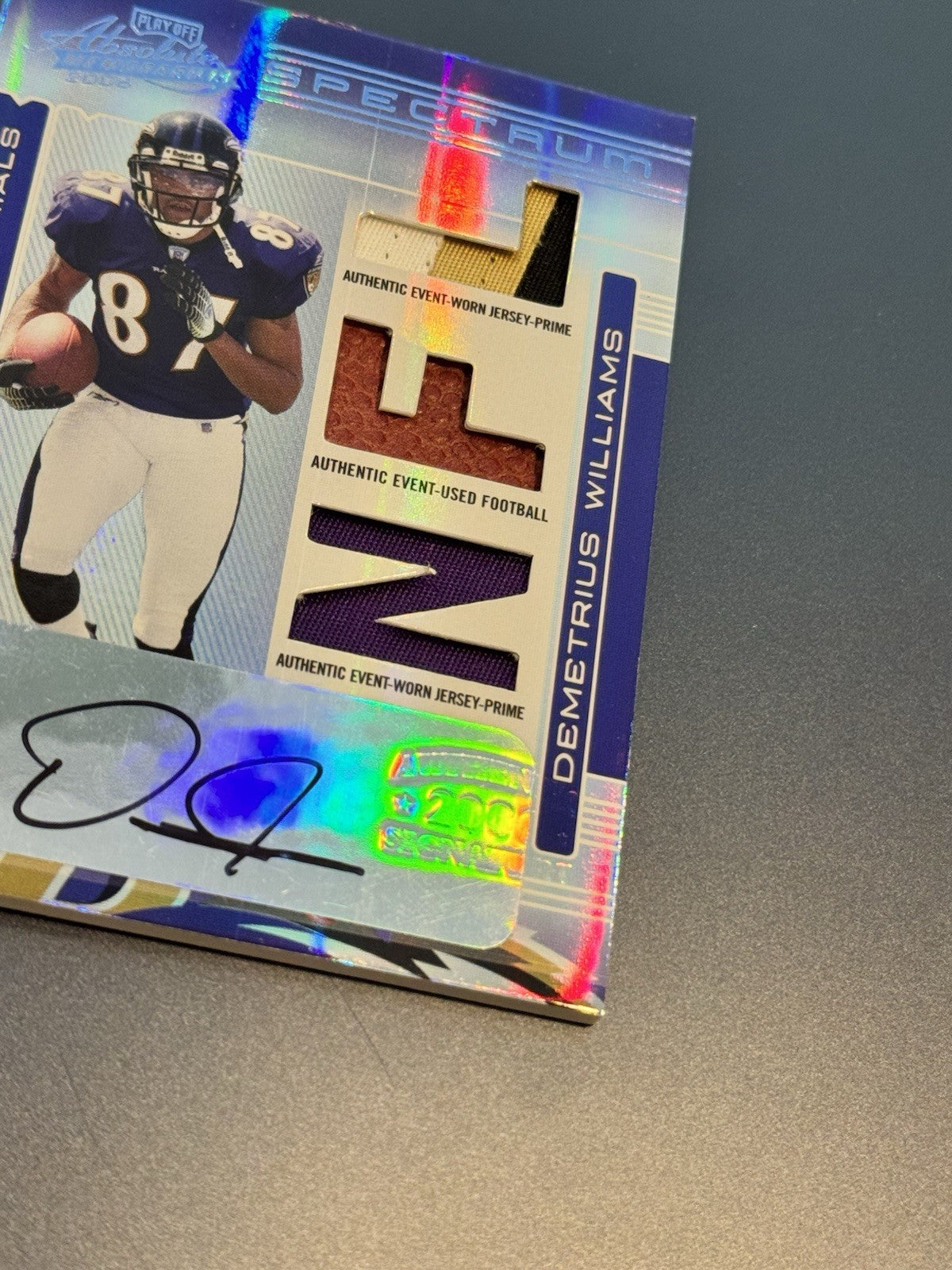 2006 Absolute Spectrum Demetrius Williams Auto Patch Ball RC /50 Ravens RPA