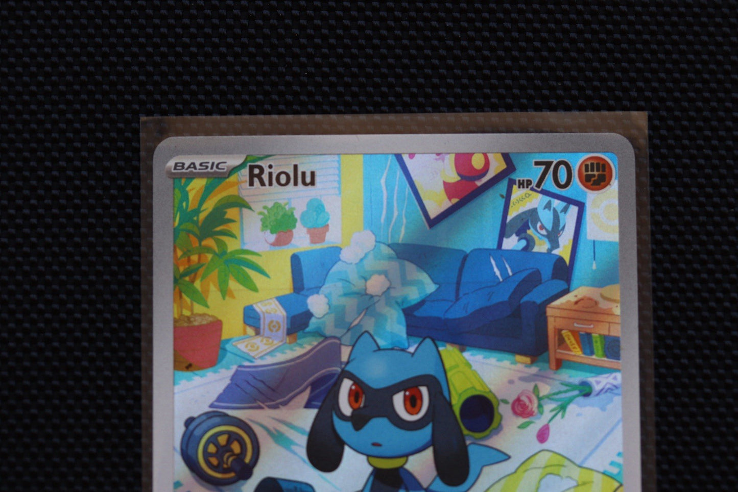 Riolu 215/198 Illustration Rare – Scarlet & Violet SV01 – NM or Better