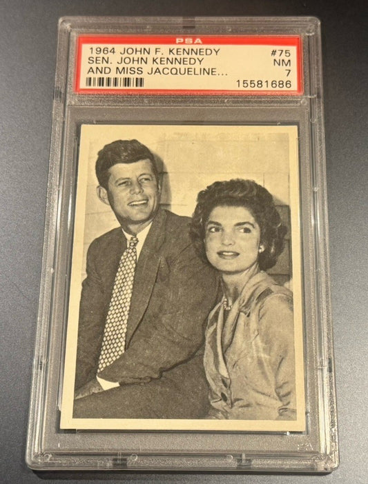 1964 John F. Kennedy #75 Sen. John Kennedy And Miss Jacqueline PSA 7 NM