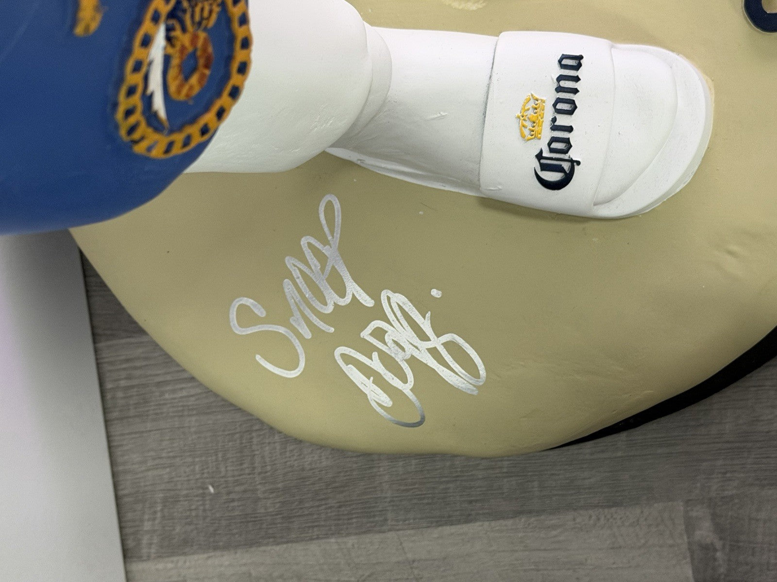 Snoop Dogg Signed Corona Statue 43in Bobblehead Blue Robe Beckett LOA Autograph