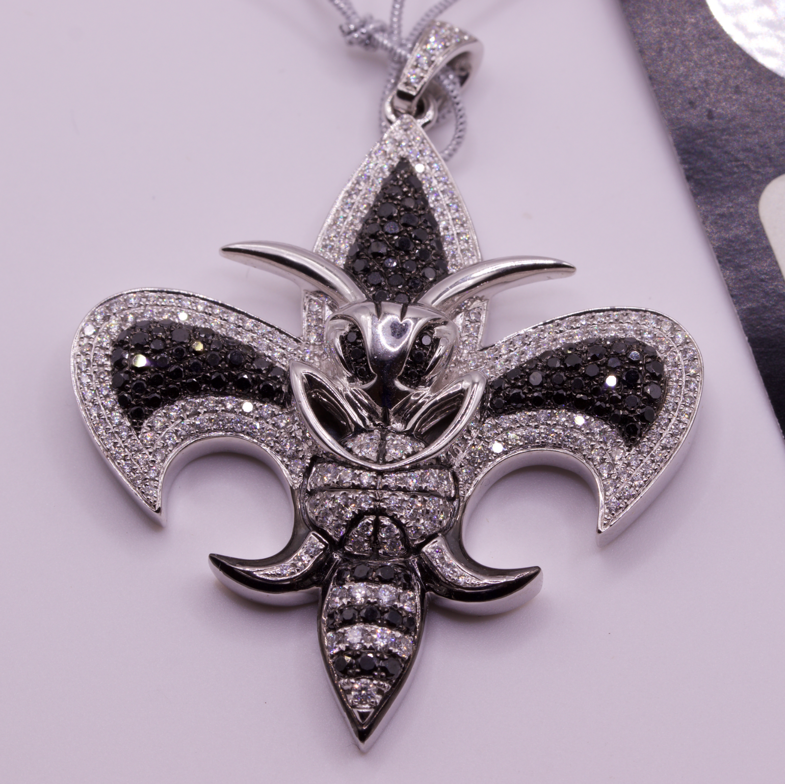 New Orleans Hornets NBA Gameplan 14K White Gold Diamond Pendant 2.61ctw