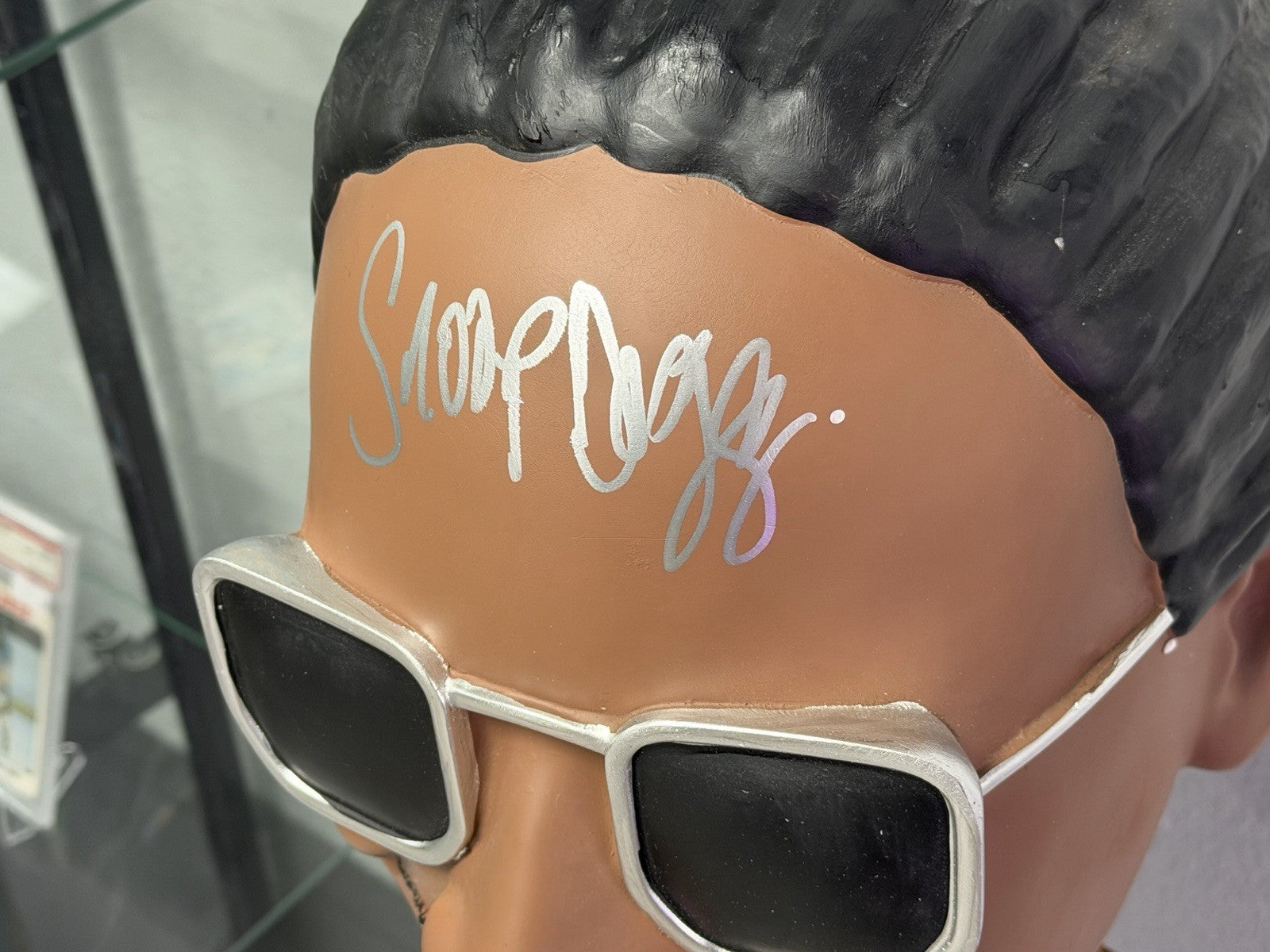 Snoop Dogg Signed Corona Statue 43in Bobblehead Blue Robe Beckett LOA Autograph