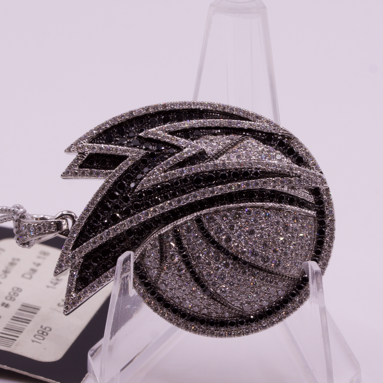 Dallas Mavericks Gameplan NBA Pendant 14K White Gold 4.18ctw