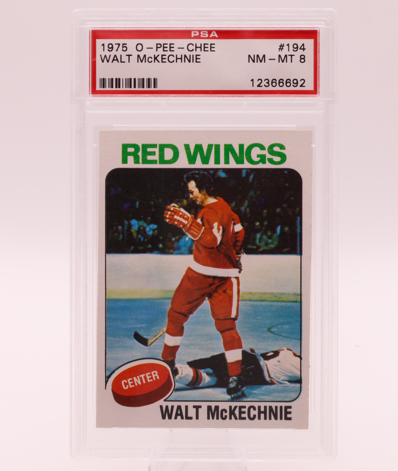 1975 O-Pee-Chee #194 Walt McKechnie PSA 8 NM-MT Detroit Red Wings OPC Hockey