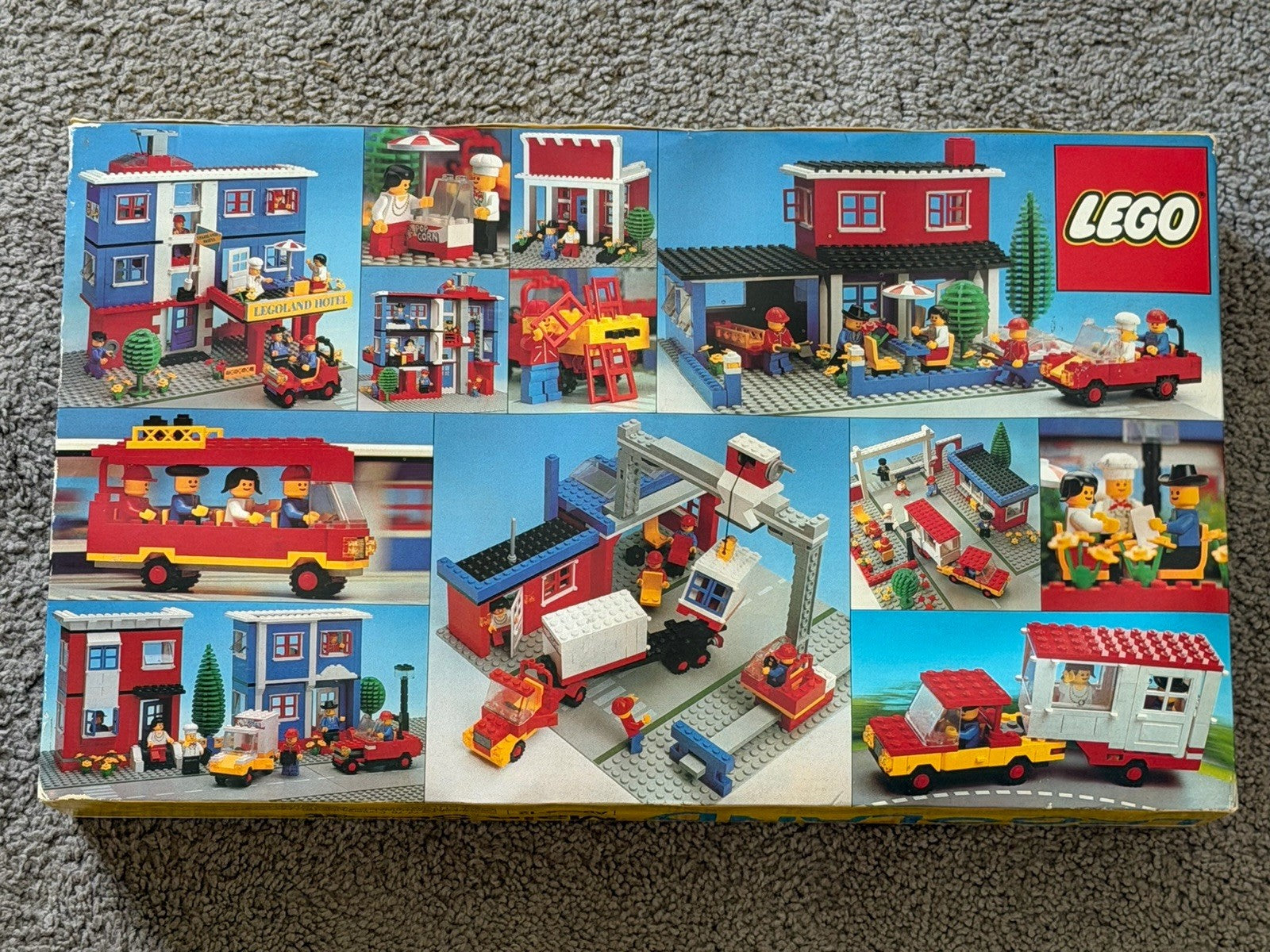 LEGO 6390 Main Street Legoland Town System 1990 - NEW Factory Sealed !