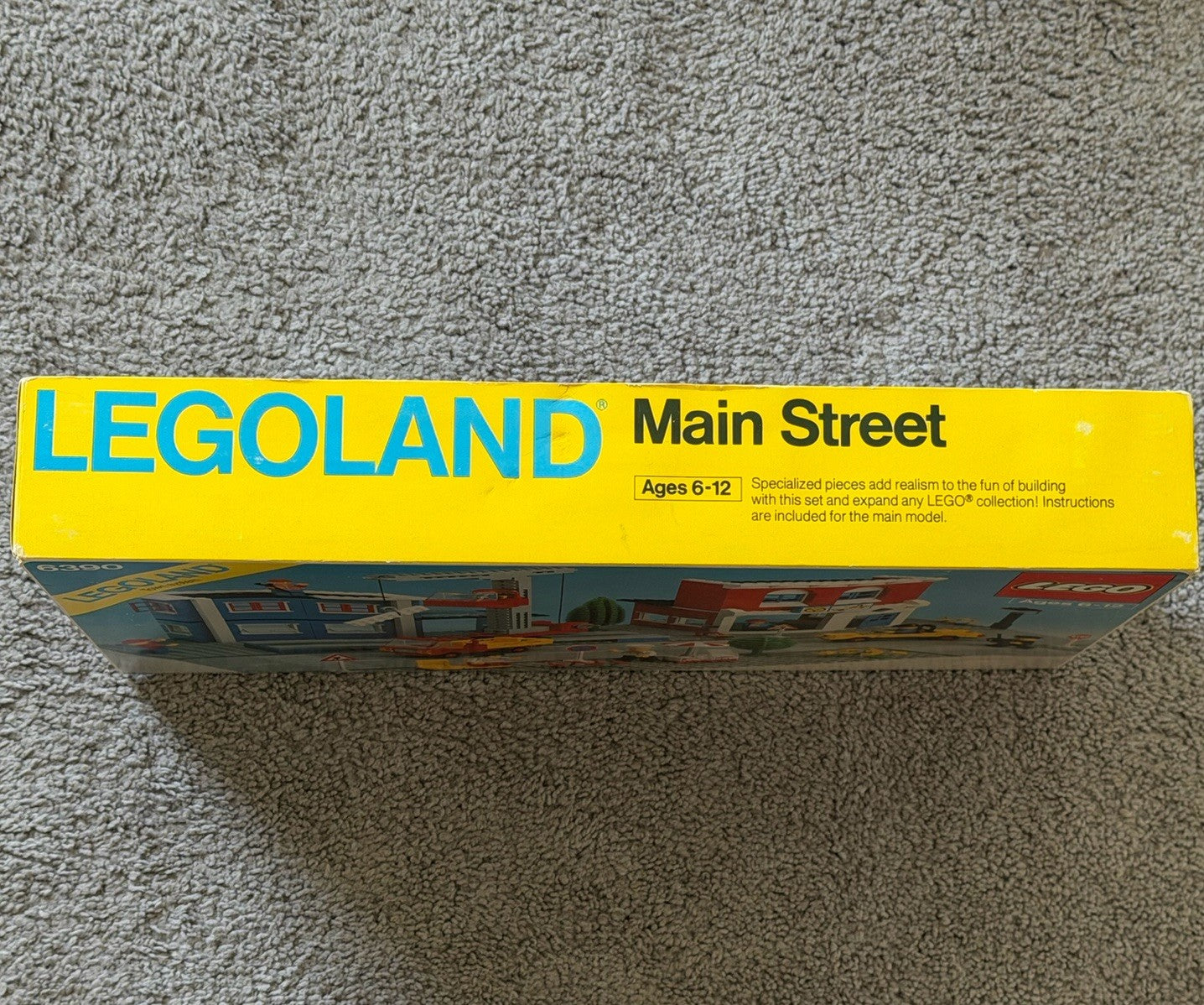 LEGO 6390 Main Street Legoland Town System 1990 - NEW Factory Sealed !